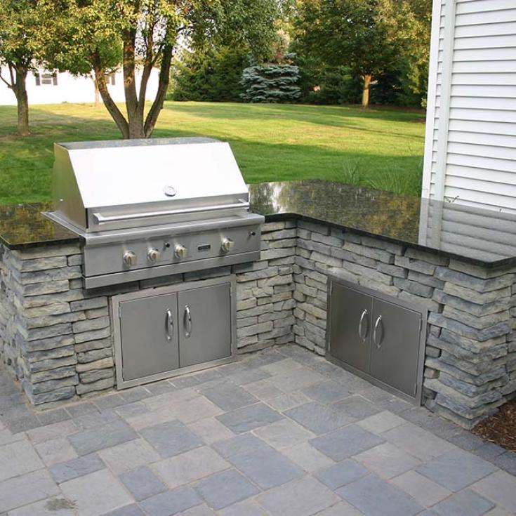 Outdoor Kitchens